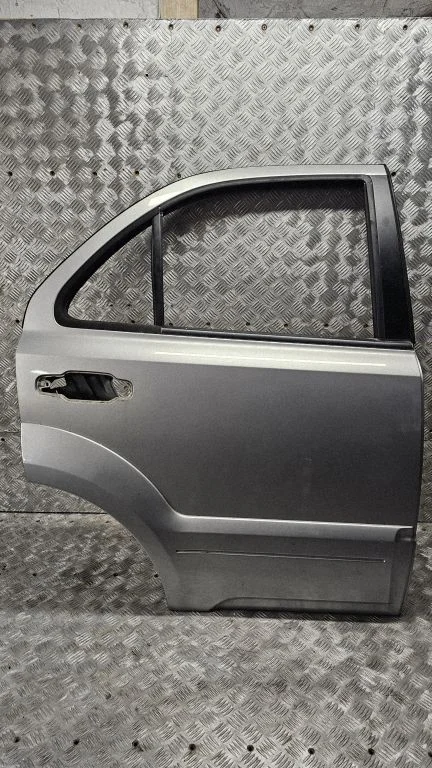 Rear door – right