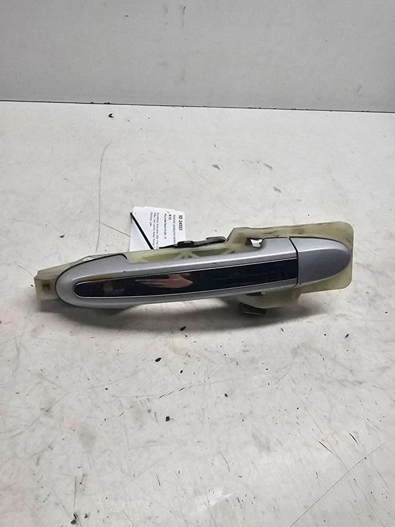 Rear door exterior handle – Hyundai Santa Fe (2006-2012)