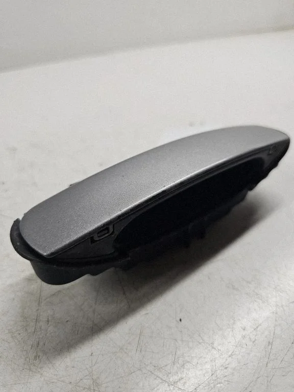 Tagaukse välimine käepide 4B0839885