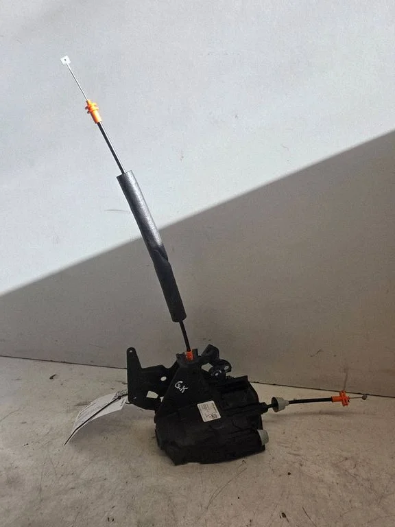 Aizmugurējo durvju slēdzene GX7324995CC