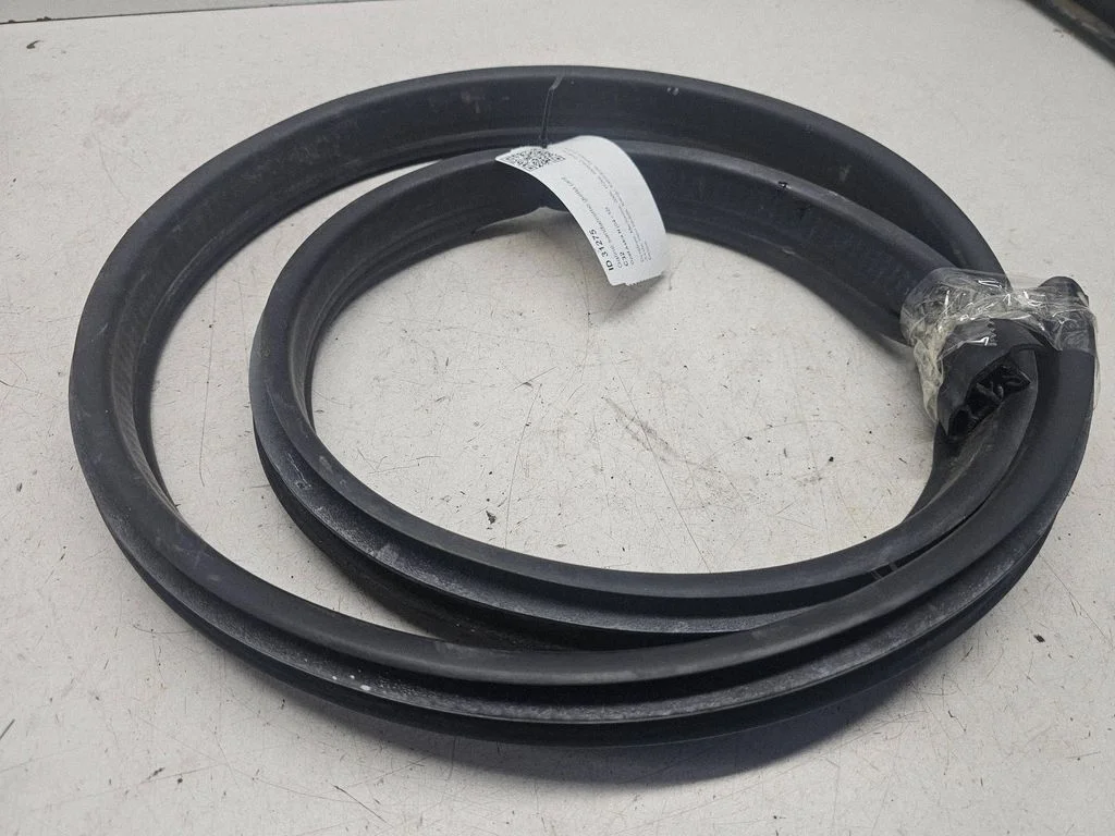 Tagaukse tihend (kere pool) – Opel Astra H (2004-2012)