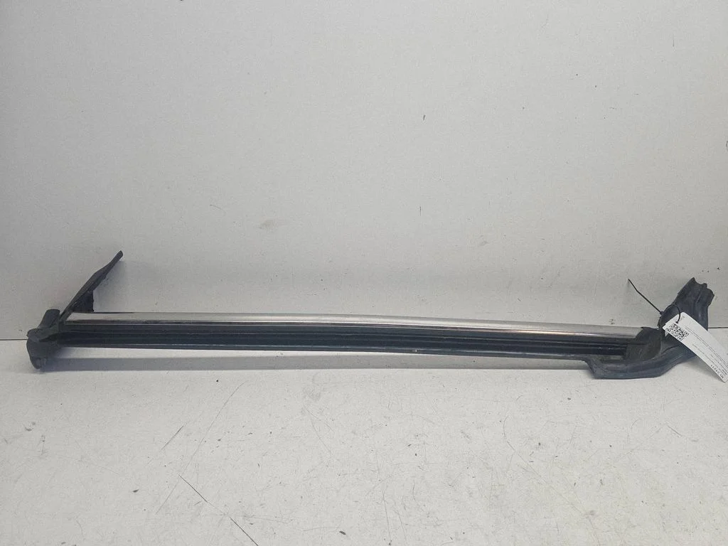 Tagaukse tihend (kere pool) – Opel Astra H (2004-2012)