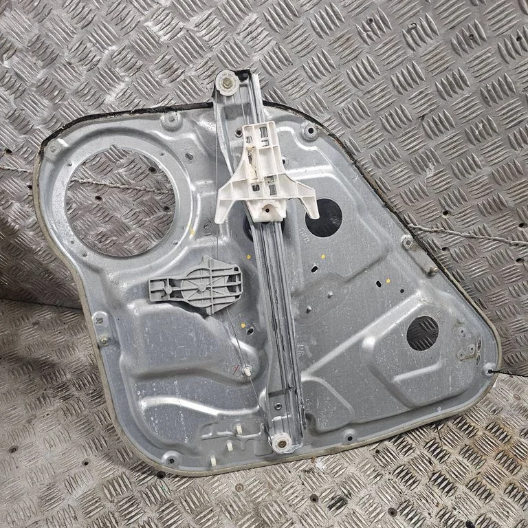 Galinio el. lango pakėlimo mechanizmas be varikliuko