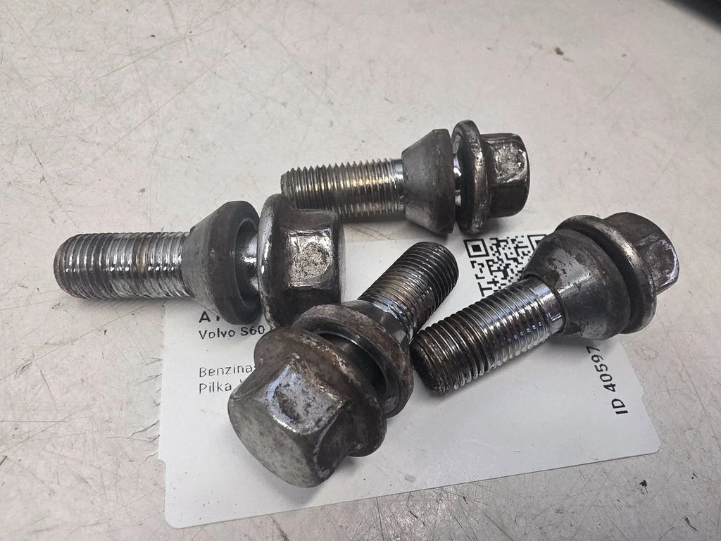 Nuts/bolts – Volvo S60 (2011-2013)