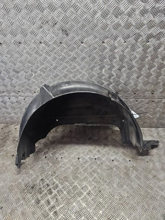Aizmugurējais dubļusargs (arkas ieliktnis) – Citroen C4 Grand Picasso (2007-2013)