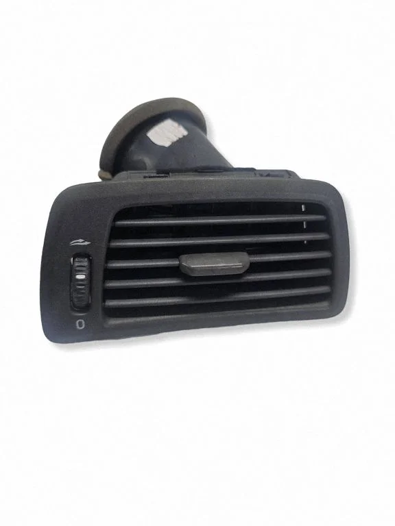 Dashboard side air vent grill/cover trim – Volvo S60 (2001-2004)
