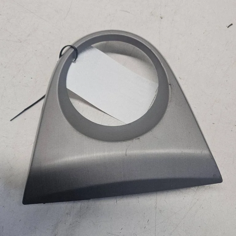 Pavarų perjungimo svirties apdaila (plastikinė)