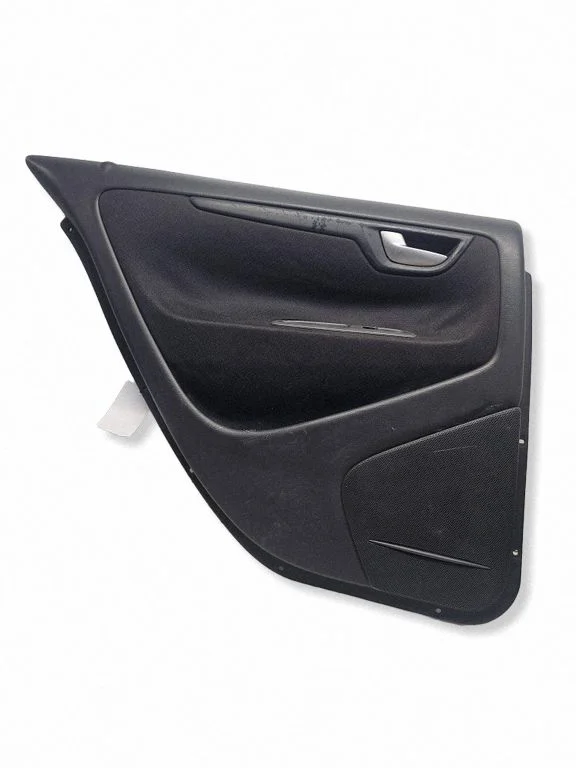 Tagumiste uste sisevooder – Volvo S60 (2001-2004)