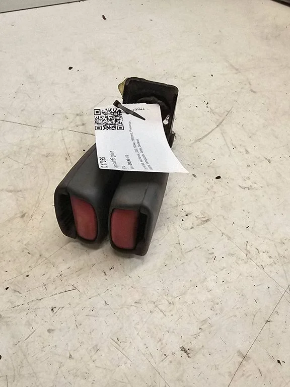 Rear seatbelt buckle 9156906