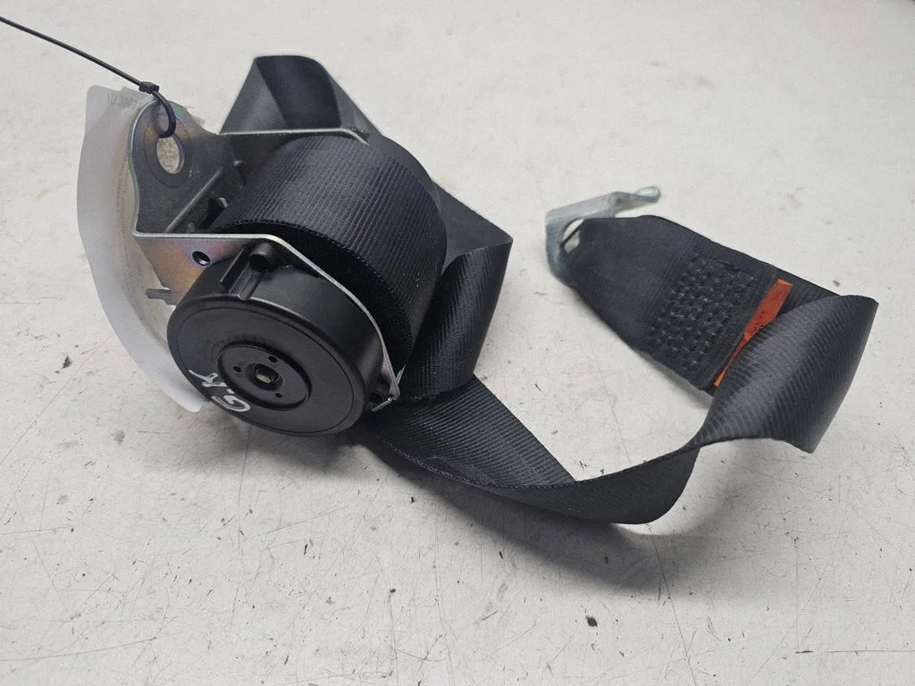 Tagumine turvavöö 3M51R611B69EB