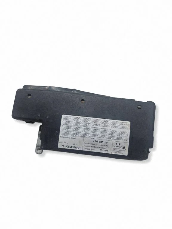 Poduszka powietrzna fotela 4B0880241