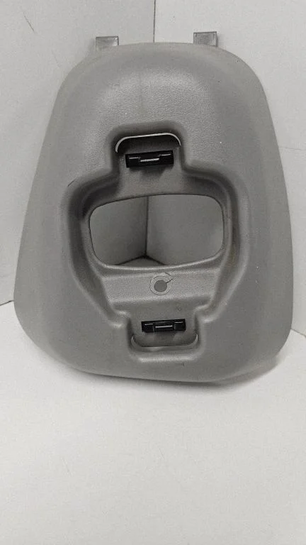 Other trunk/boot trim element – KIA Sorento (2002-2009)