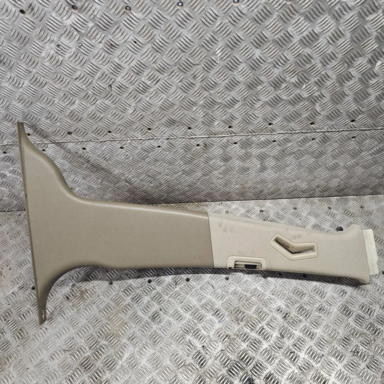 (B) piilari kate (alumine) BPGQC