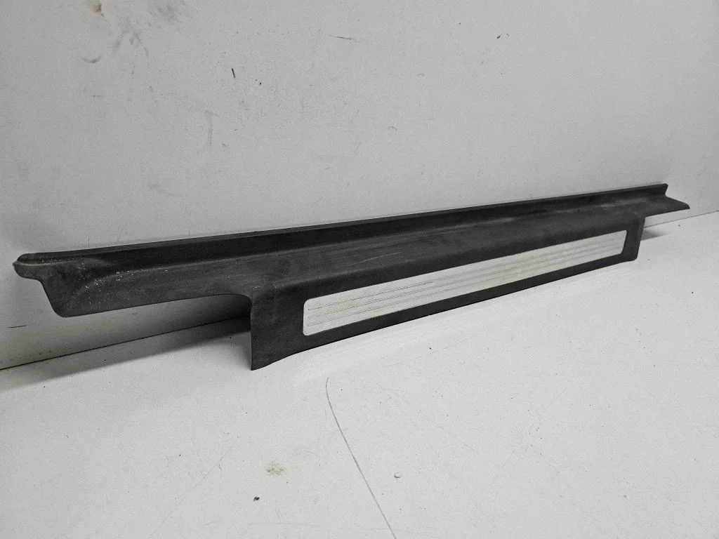 Rear sill trim cover 2516800335