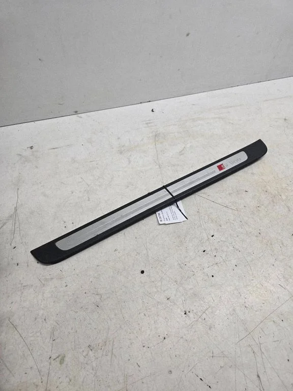 Front sill trim cover – Audi A6 S6 C7 4G (2011-2018)
