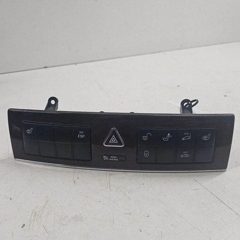 Hazard light switch 2038702110