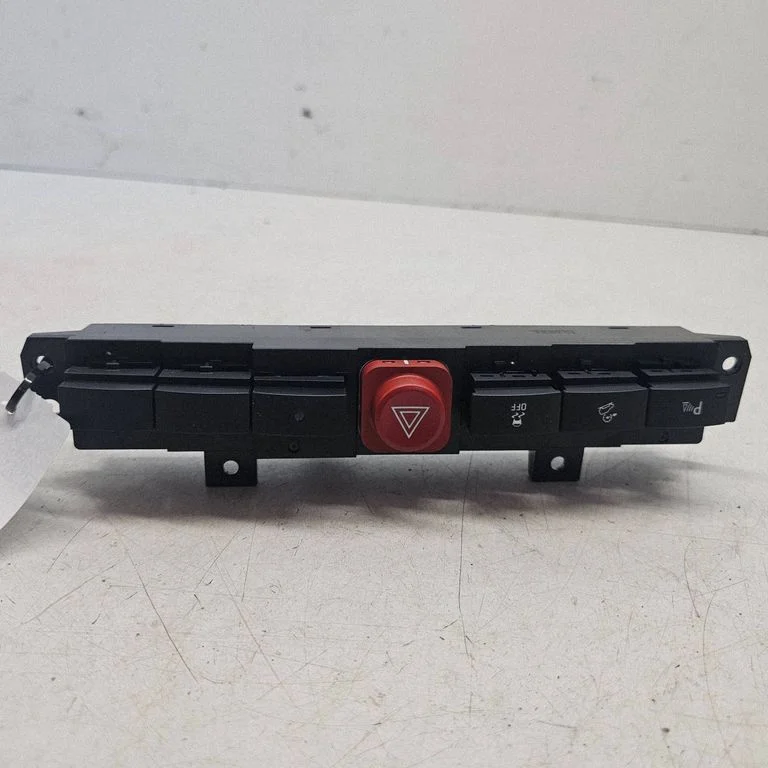 Hazard light switch – Opel Antara (2006-2016)