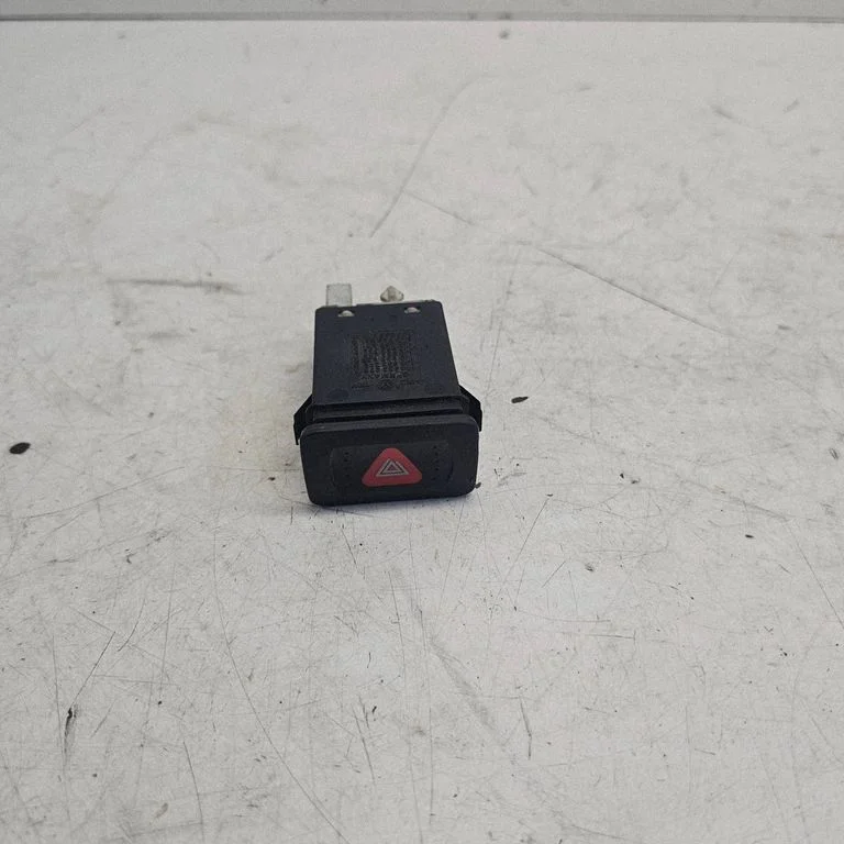 Hazard light switch 1J0953235A