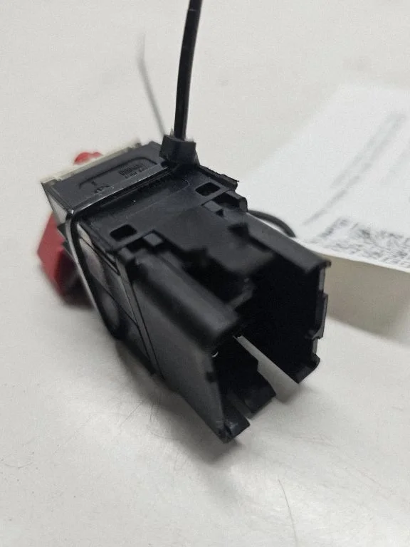 Hazard light switch 1T0953509