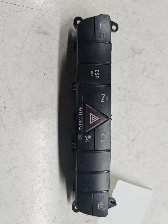 Ohutulede lüliti – Mercedes-Benz R-klass W251 (2005-2013)
