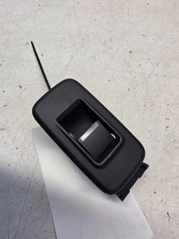 Elektrisko logu slēdzis GX7323878CAW