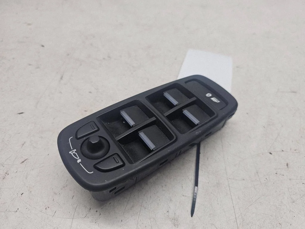 Elektrisko logu slēdzis SPA028JT00F