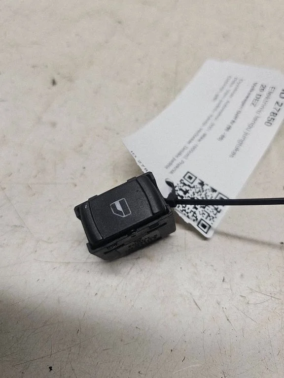 Elektrinių langų jungtukas
