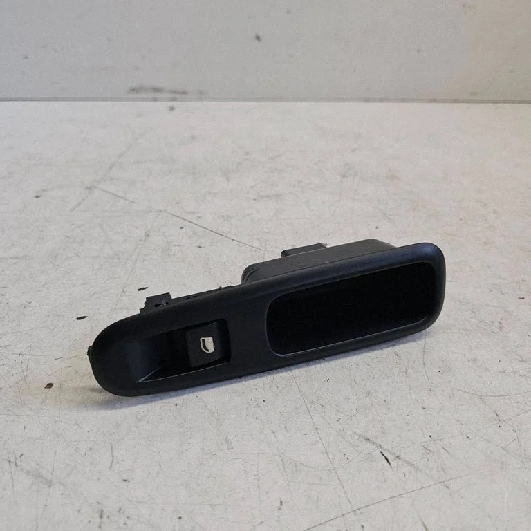 Elektrisko logu slēdzis 96662297XT
