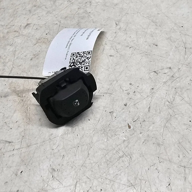 Przełącznik szyb elektrycznych 002431C