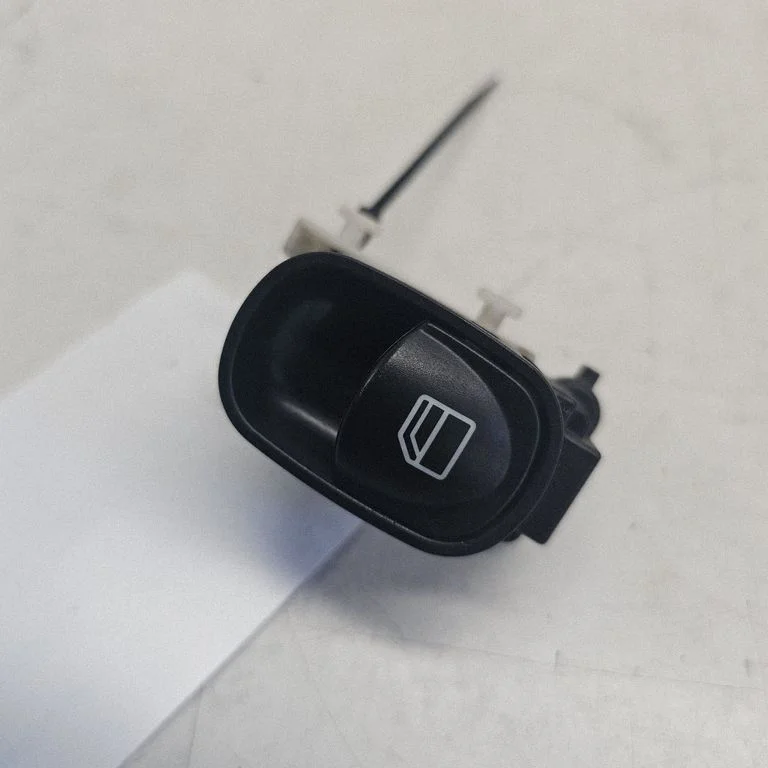 Elektrinių langų jungtukas