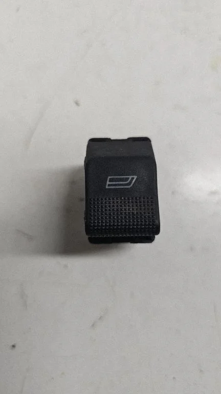 Elektriaknate lüliti 4D0959855