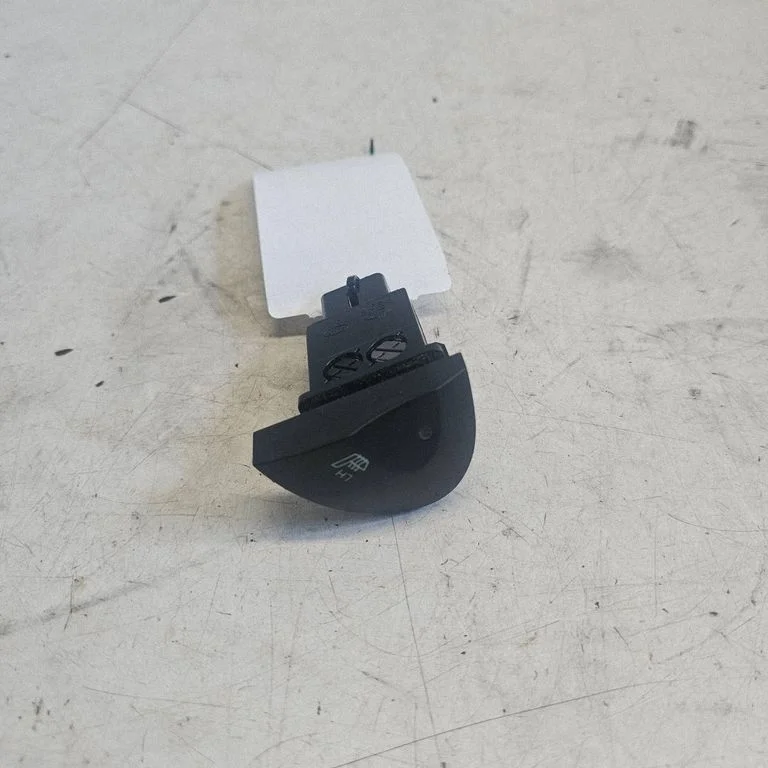 Seat heating switch 93330