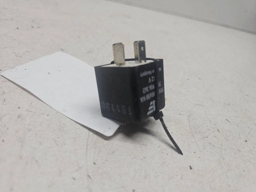 Muu relee 95VW8B658KA