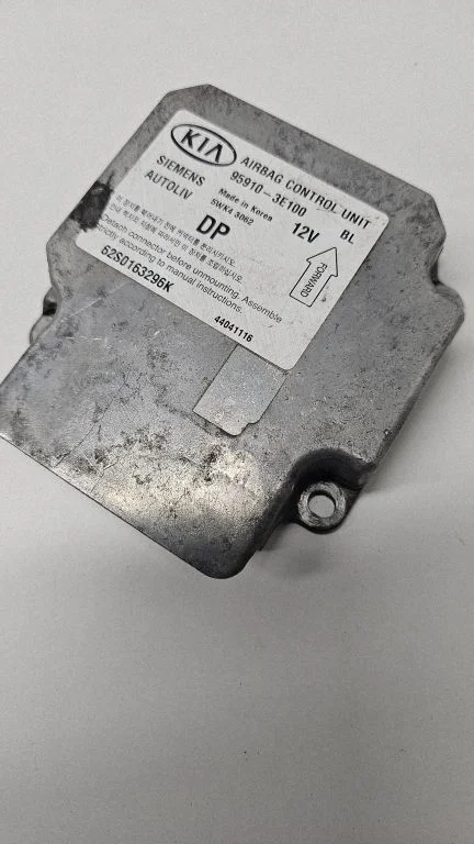Airbag control unit/module 959103E100
