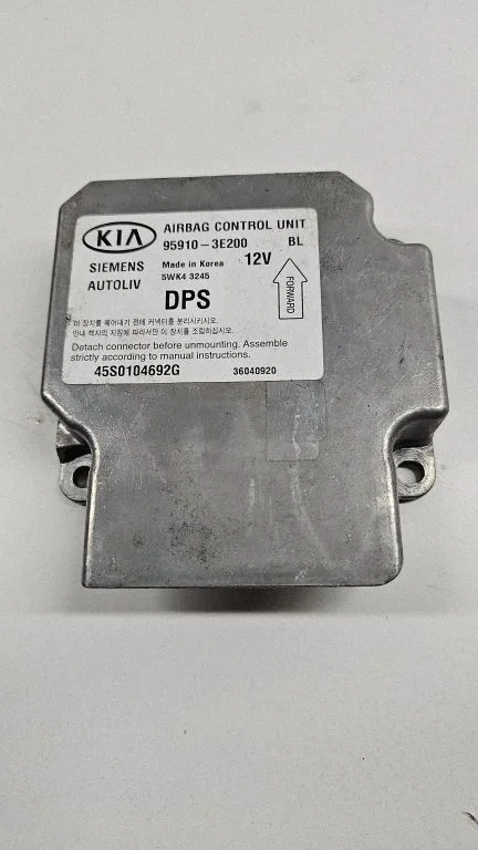 Airbag control unit/module – KIA Sorento (2002-2009)