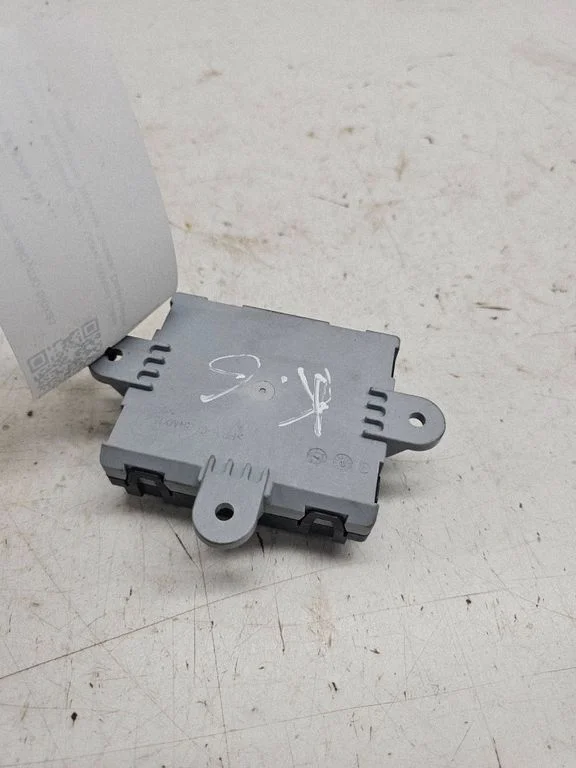 Door control unit/module FK7214D619AE