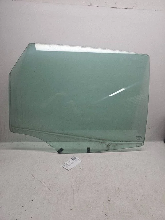 Galvenais aizmugurējo durvju stikls – Citroen C4 Grand Picasso (2007-2013)