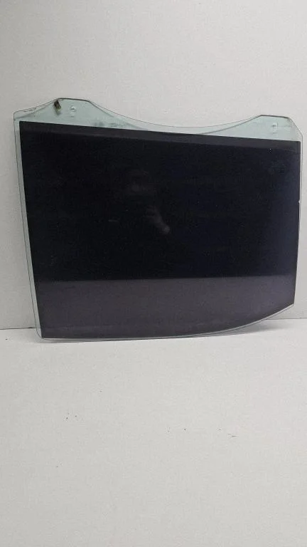 Rear door window glass – right