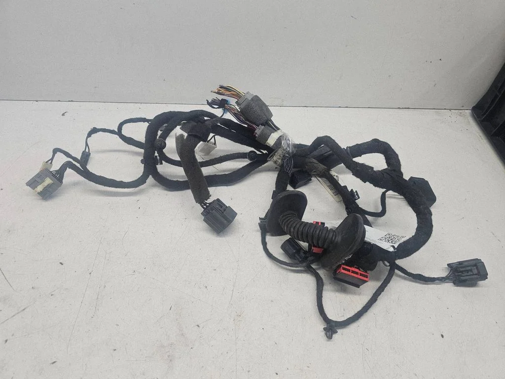 Esiukse juhtmestik CX2314B121HC