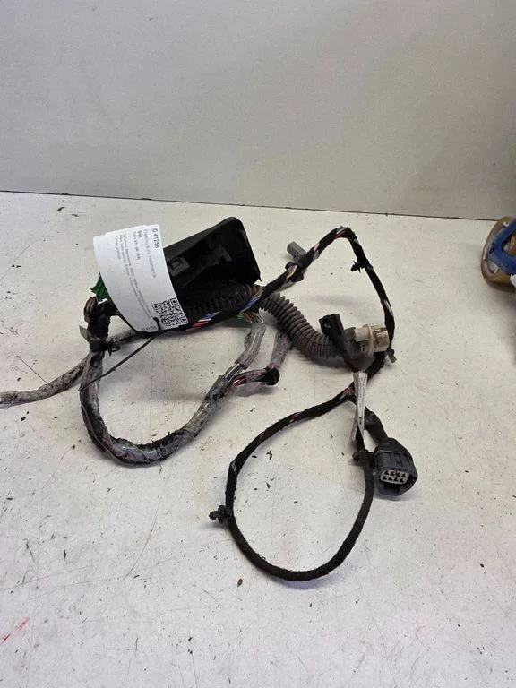 Front door wiring loom – Volvo V70 (2000-2004)