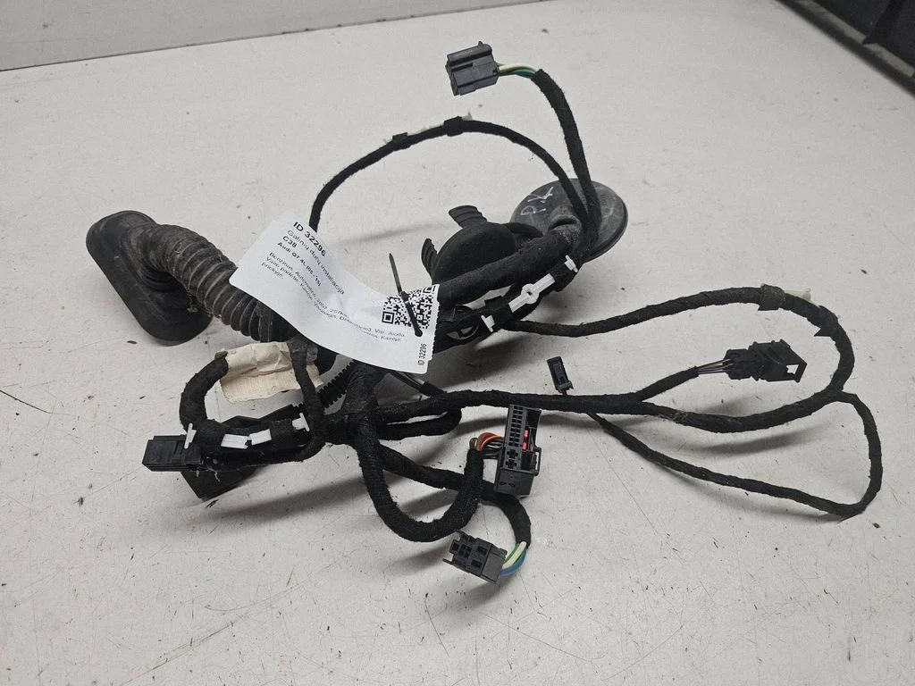 Tagaukse juhtmestik 4L0971841