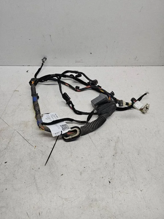 Esiukse juhtmestik – KIA Sorento (2002-2009)