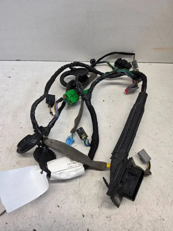 Esiukse juhtmestik 31275419