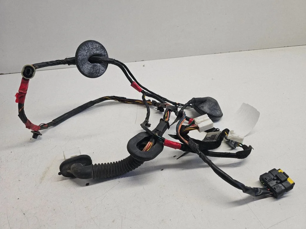 Tagaukse juhtmestik – Hyundai Santa Fe (2006-2012)