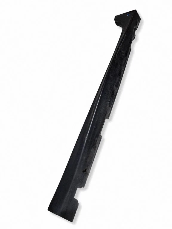 Sill 9X23F10609AC