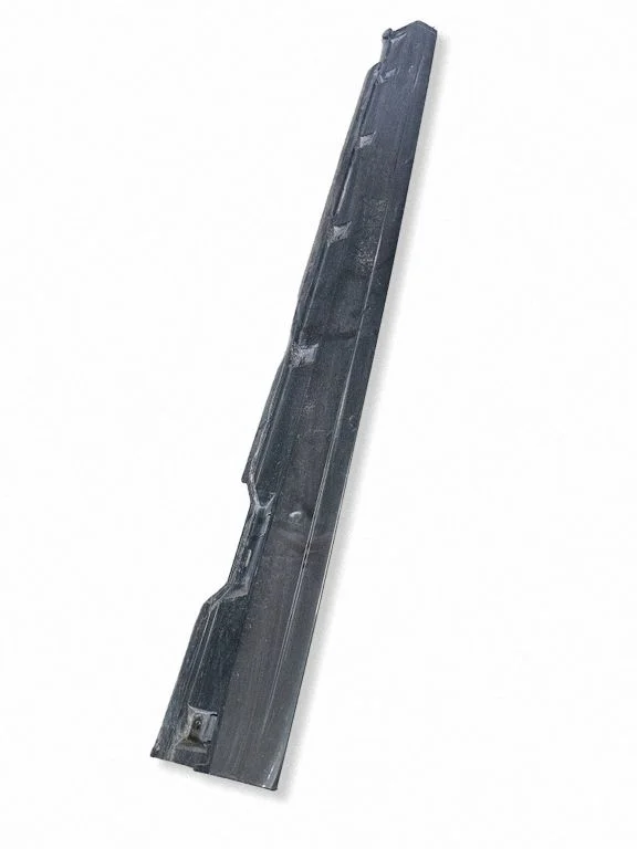Sill 3C8853855B