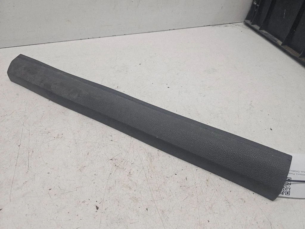 Muu salongiosa 4M51R13200AW