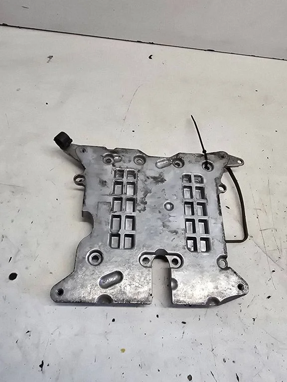Other engine bay part 11617608759