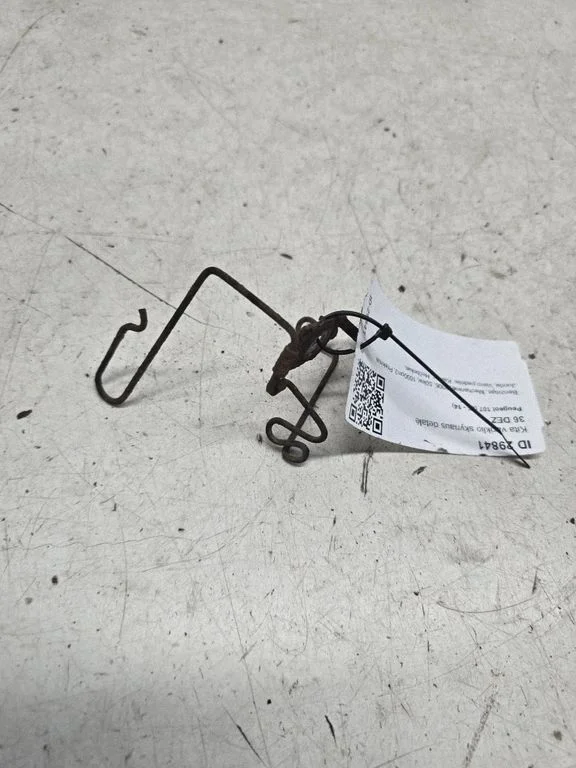 Kita variklio skyriaus detalė