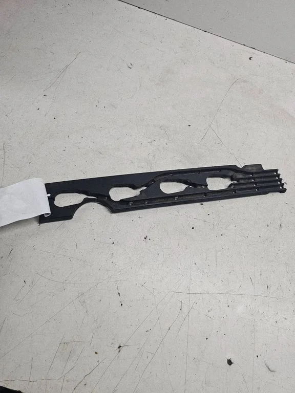 Other engine bay part 036905487A